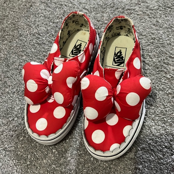 Disney kids vans - Picture 2 of 8